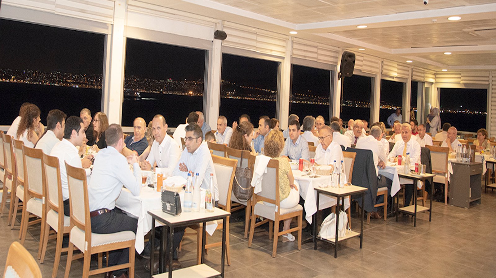 Karsiyaka Adliye Sarayinda Atama Sonrası Vedalasma