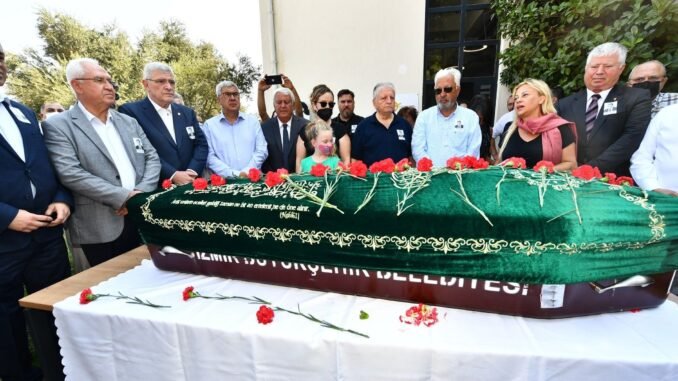 Gazeteci Hamdi Türkmen Son Yolculuğuna Uğurlandı
