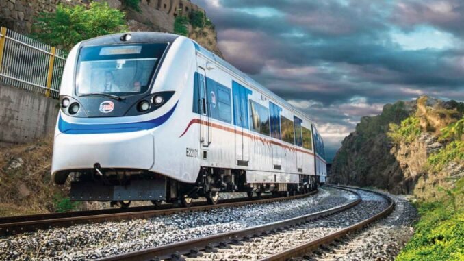 İZBAN, Konforlu Yolculuk İçin Makas Değişimini Sürdürüyor