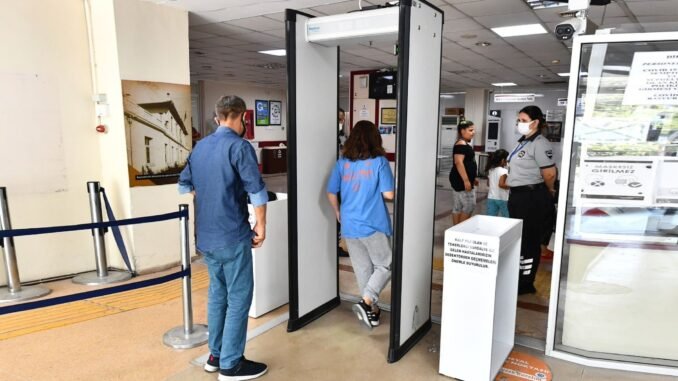 İzmir Eşrefpaşa Hastanesi X-Ray Cihazı Uygulamasına Geçti