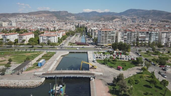 Bostanlı Deresi’nde Kapsamlı Temizlik Çalışması