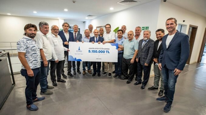 İzmir Amatör Spor Kulüpleri Federasyonu'na 5 Milyon 150 Bin Liralık Nakdi Destek