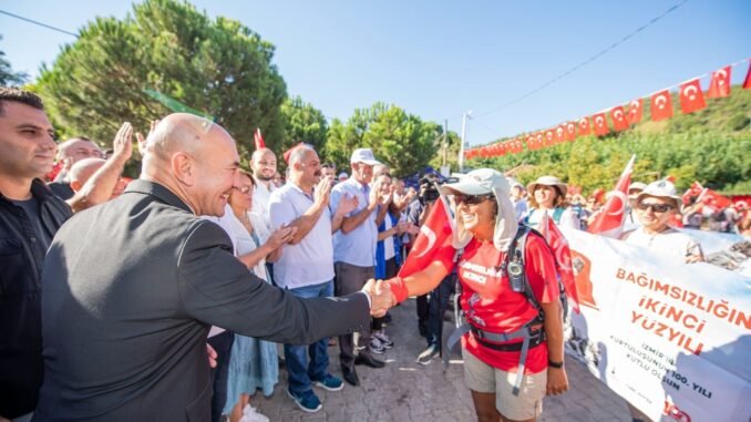 Zafer Yolu Kafilesi 100 Yıl Önceki Gibi Kemalpaşa’da
