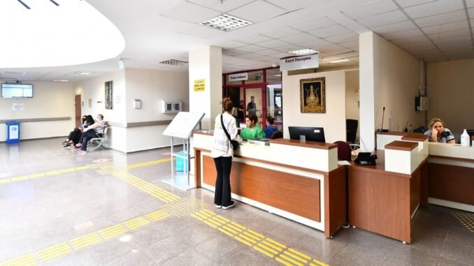 Eşrefpaşa Hastanesi'nin Buca Polikliniği Hizmete Girdi