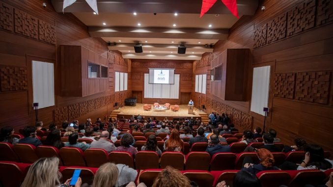 İzmir Akdeniz’deki Diğer Kentlere Öncülük Edecek