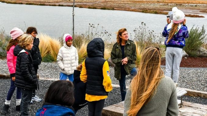 Sörfçüler Alaçatı’daki Doğal Yaşamın Korunması İçin Bir Araya Geldi