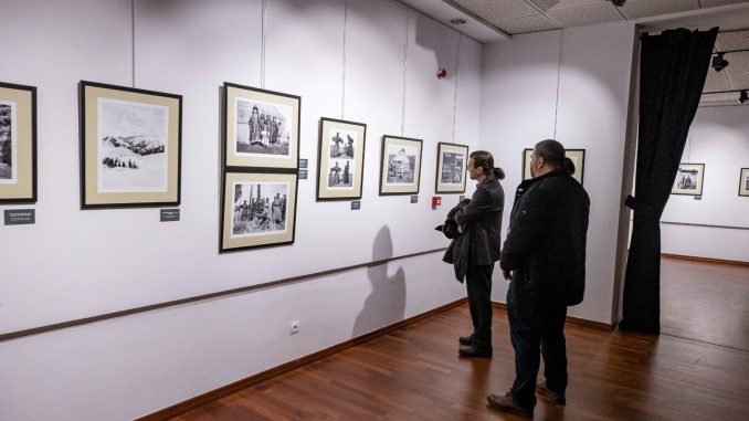Batıdan Doğuya Asya Sergisi İzmir’de Açıldı