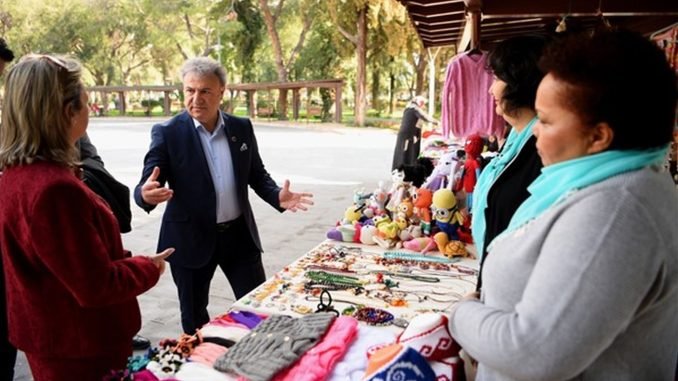 Bornova’da ‘Yılbaşı Hediyelik Eşya Günleri’ Başlıyor