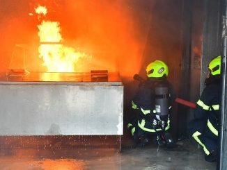İzmir İtfaiyesi Bir Yılda 12 Bin 500 Kişiye Eğitim Verdi - Merhaba İzmir