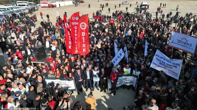 İzmirliler Buca Cezaevi Arazisi İçin Tek Yürek Oldu