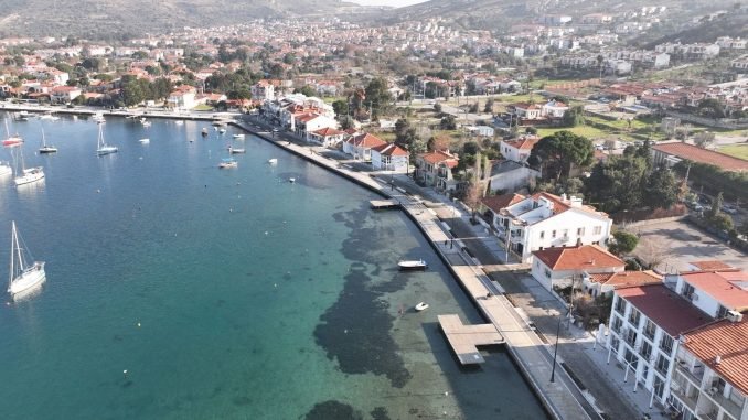 Turizm Cenneti Foça’nın Sahil Şeridi Baştan Aşağı Yeniledi (2)