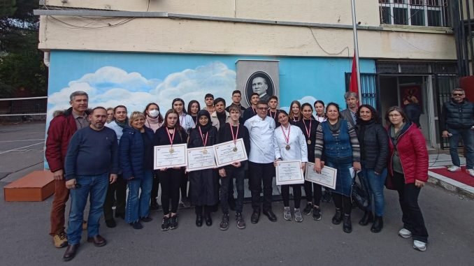 Uluslararası Gastronomi Yarışması’nda İzmir’in Gururu Oldular