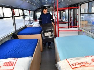 ESHOT Otobüsleri Barınma Aracına Dönüştürüldü - Merhaba İzmir