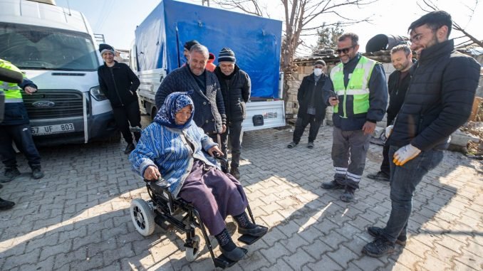 Kahramanmaraş ve Çevresindeki 40 Köyde İzmir Dayanışması