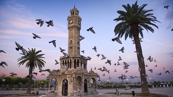 İzmir Büyükşehir Belediyesi, Şehir Meclisleri Fikir Projesi Yarışması Açtı