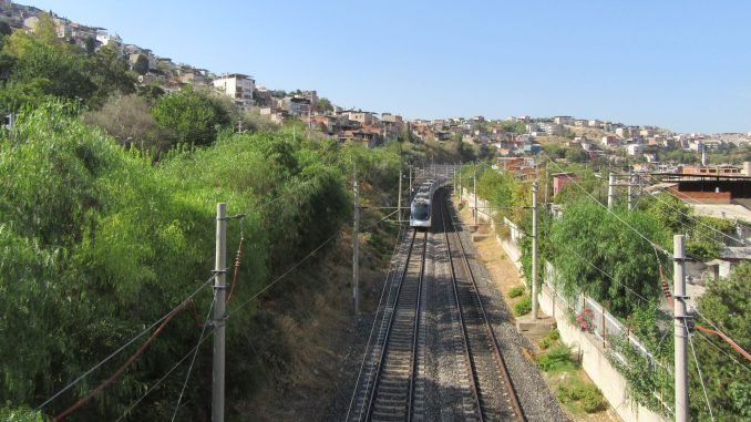 İZBAN Banliyö Hattı’na İki Yeni İstasyon Geliyor