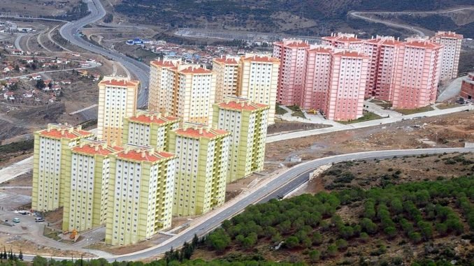 İzmir Büyükşehir Belediyesi’nden Uzundere Toplu Konutları Hakkında Açıklama