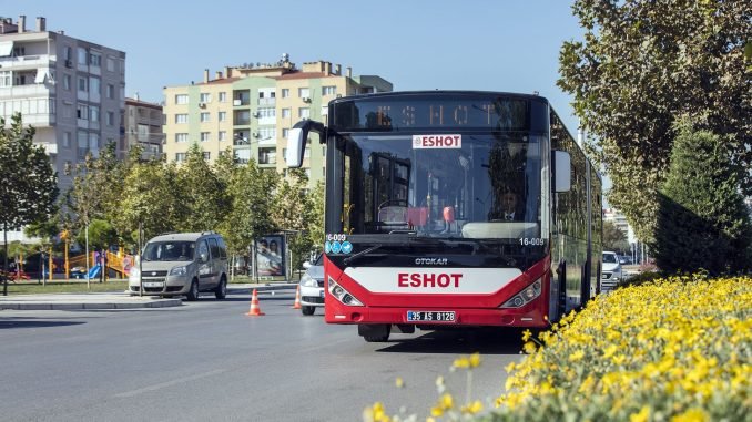 İzmir'de Toplu Ulaşıma Seçim Düzenlemesi