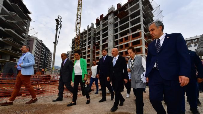 Karşıyaka Örnekköy Kentsel Dönüşüm Projesi Türkiye’ye Örnek Olacak