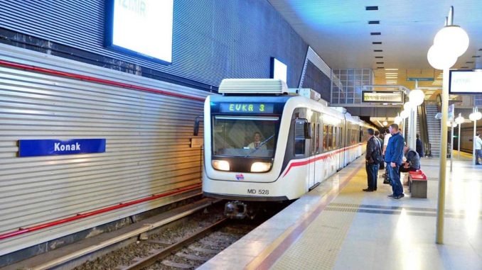 İzmir Metro İşçileri Grev Kararı Aldı
