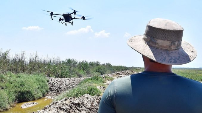İzmir’de Sivrisinek İle Dronlu Mücadele