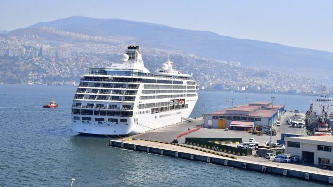 İzmir’in Turizmi, Yeni Bir Rekora Doğru İlerliyor