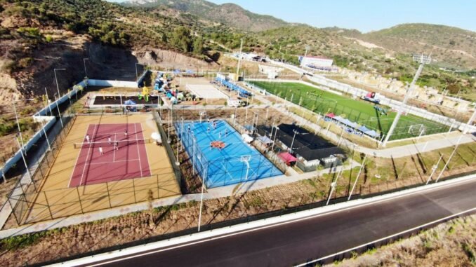 Özdere Gençlik ve Spor Yerleşkesi Sporcu Gençlerin Beğenisini Topladı
