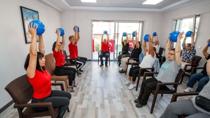 ’Olgun Gençlik Merkezi’ İzmir’e Çok Yakıştı