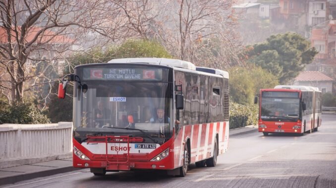 İzmir, Atatürk'ün İlke ve İnkılaplarına Sahip Çıkıyor