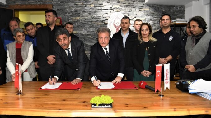 Bornova'da Bin 600 İşçiyi Kapsayan Toplu İş Sözleşmesi İmzalandı