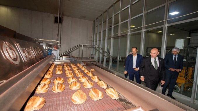 İzmir’de Halk Ekmek Fiyatına Zam Yok