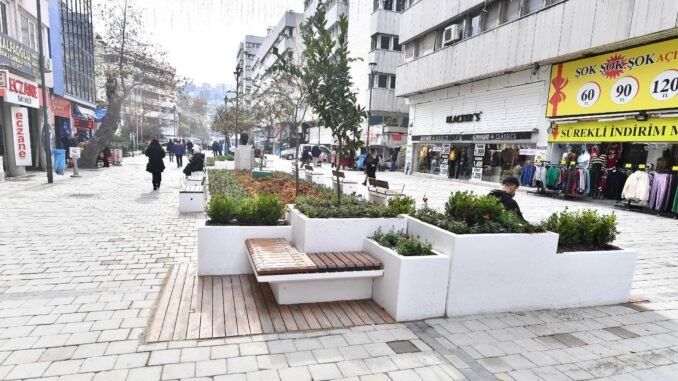 Kemeraltı Çarşısı’nda Yenileme Projesinin İlk Etabı Tamamlandı