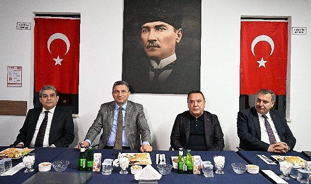 baskan-bocek-yeni-yila-itfaiye-ekipleri-ile-birlikte-girdi-hG57RLps.jpg