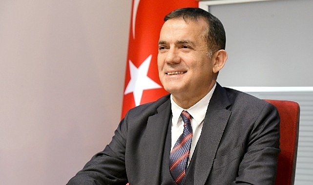 baskan-ozyigit-mersinin-kurtulusunun-102yilini-kutladi-GstYT8vV.jpg