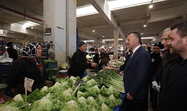 buyuksehirden-pazar-alanina-sundurma-pVd3dRef.jpg