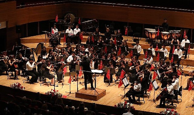 cocuk-senfoni-ve-cengiz-ozkan-yeni-yila-merhaba-konserinde-sahne-alacak-iTMMO71q.jpg