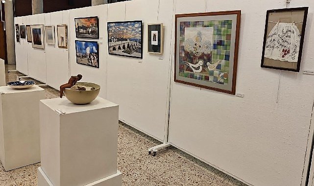 deulu-akademisyenlerin-bellek-sergisi-cumhuriyete-adandi-pHYJksJP.jpg