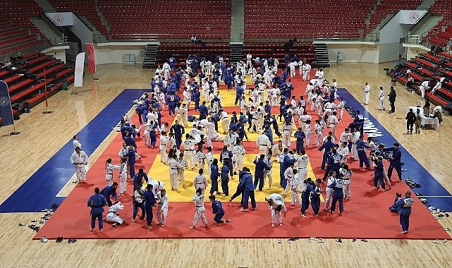 konya-buyuksehir-mevlana-uluslararasi-judo-calisma-kampina-ev-sahipligi-yapiyor-Sqzn5JWO.jpg