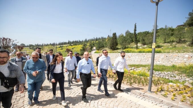 Tunç Soyer'den Portakal Vadisi Ziyaretinde Son Mesaj
