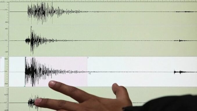 abd-jeolojik-arastirma-merkezi-halmahera-adasinda-66-buyuklugunde-deprem-V3HcN2zt.jpg