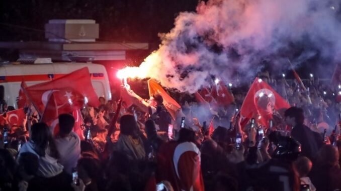 akpnin-yerel-secimlerde-aldigi-darbe-ve-siyasi-harita-degisimi-Bgr4aGF6.jpg