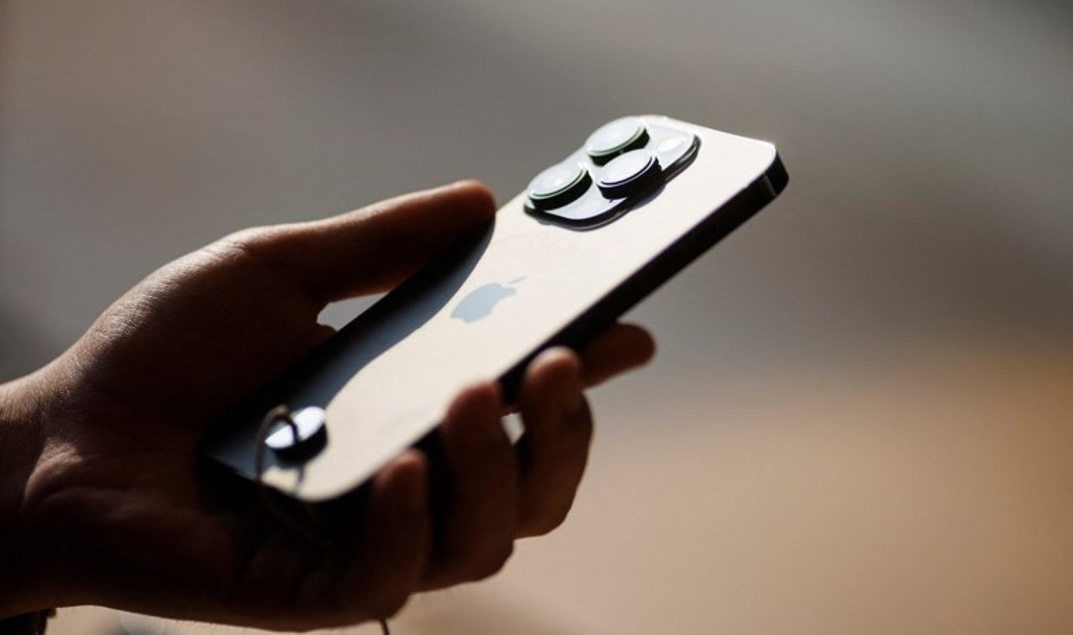 apple-iphonelara-yeni-guncellemeler-getiriyor-xQO6Cy7P.jpg apple-iphonelara-yeni-guncellemeler-getiriyor-xQO6Cy7P.jpg