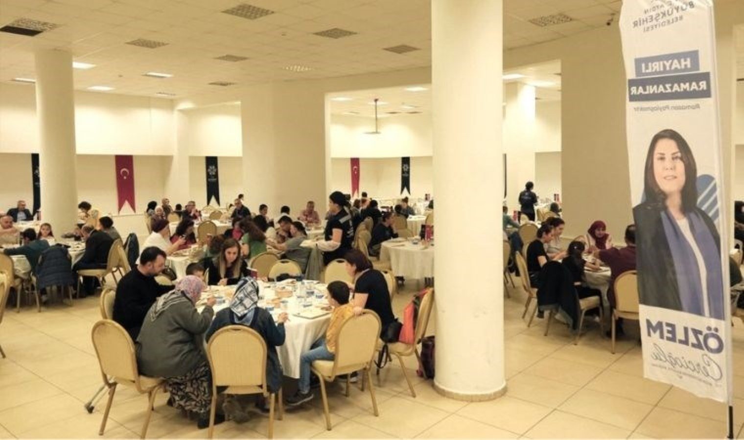 aydin-buyuksehir-belediyesi-colyaklilara-ozel-iftar-duzenledi-nuRSCqVP.jpg aydin-buyuksehir-belediyesi-colyaklilara-ozel-iftar-duzenledi-nuRSCqVP.jpg