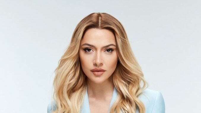 hadise-acikgoz-muzik-kariyerinin-baslangici-ve-yeni-projeleri-OlFkc4ji.jpg