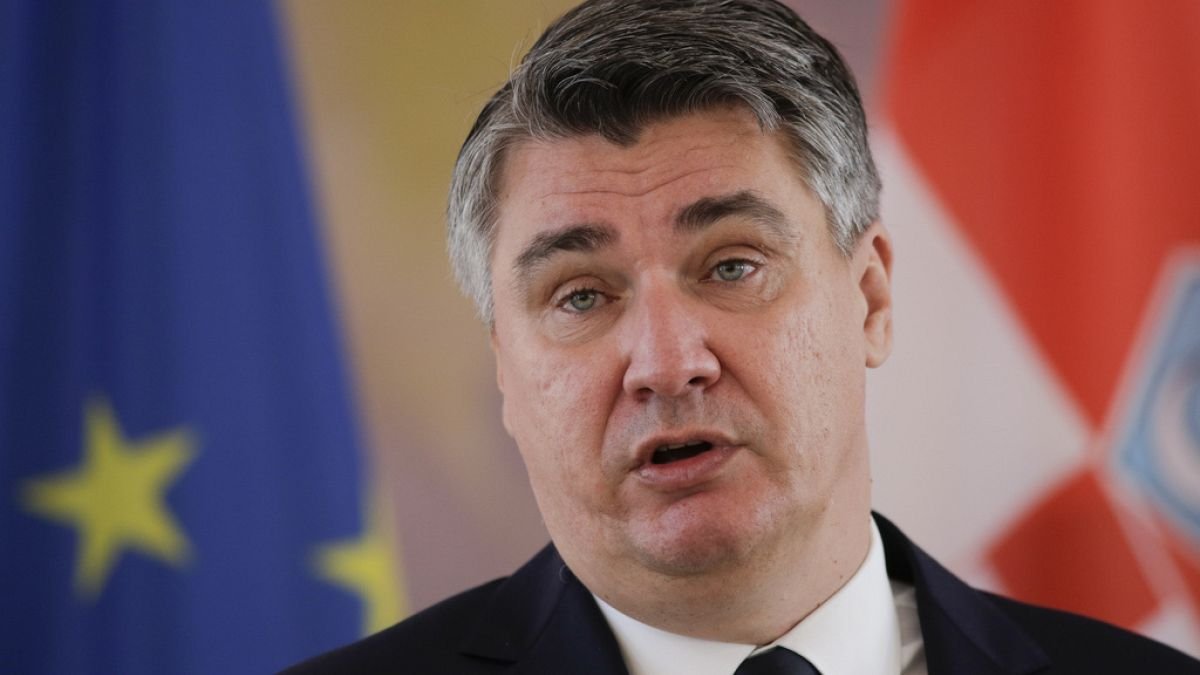 hirvatlar-siyasi-calkantilarin-ortasinda-erken-secime-hazirlaniyor-qYy63Fy7.jpg