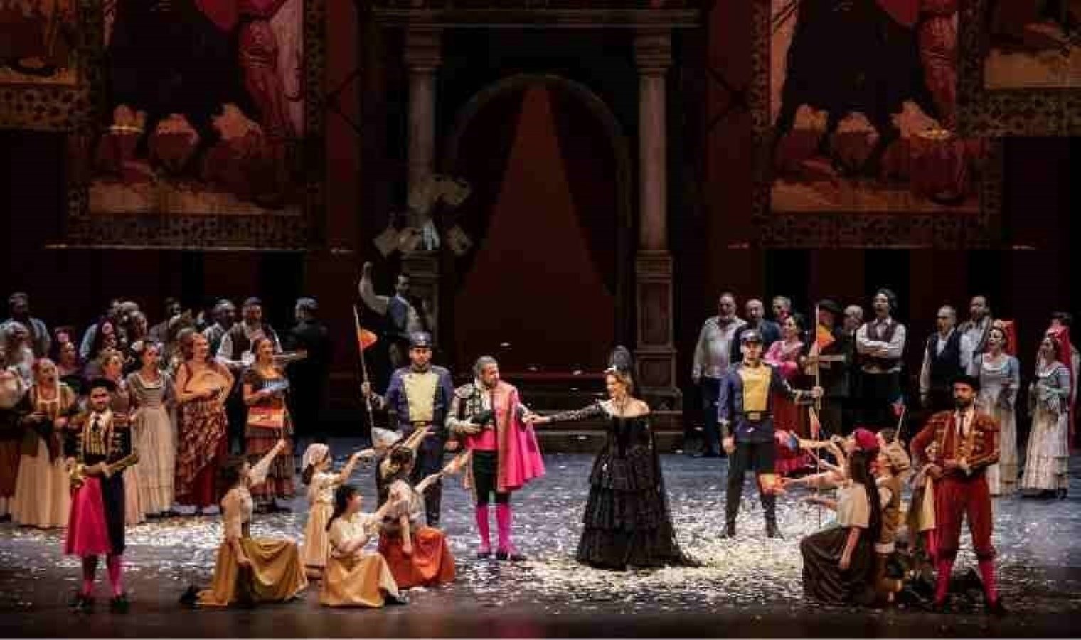 istanbul-devlet-opera-ve-balesinden-carmen-operasi-Fwlbs3Hi.jpg