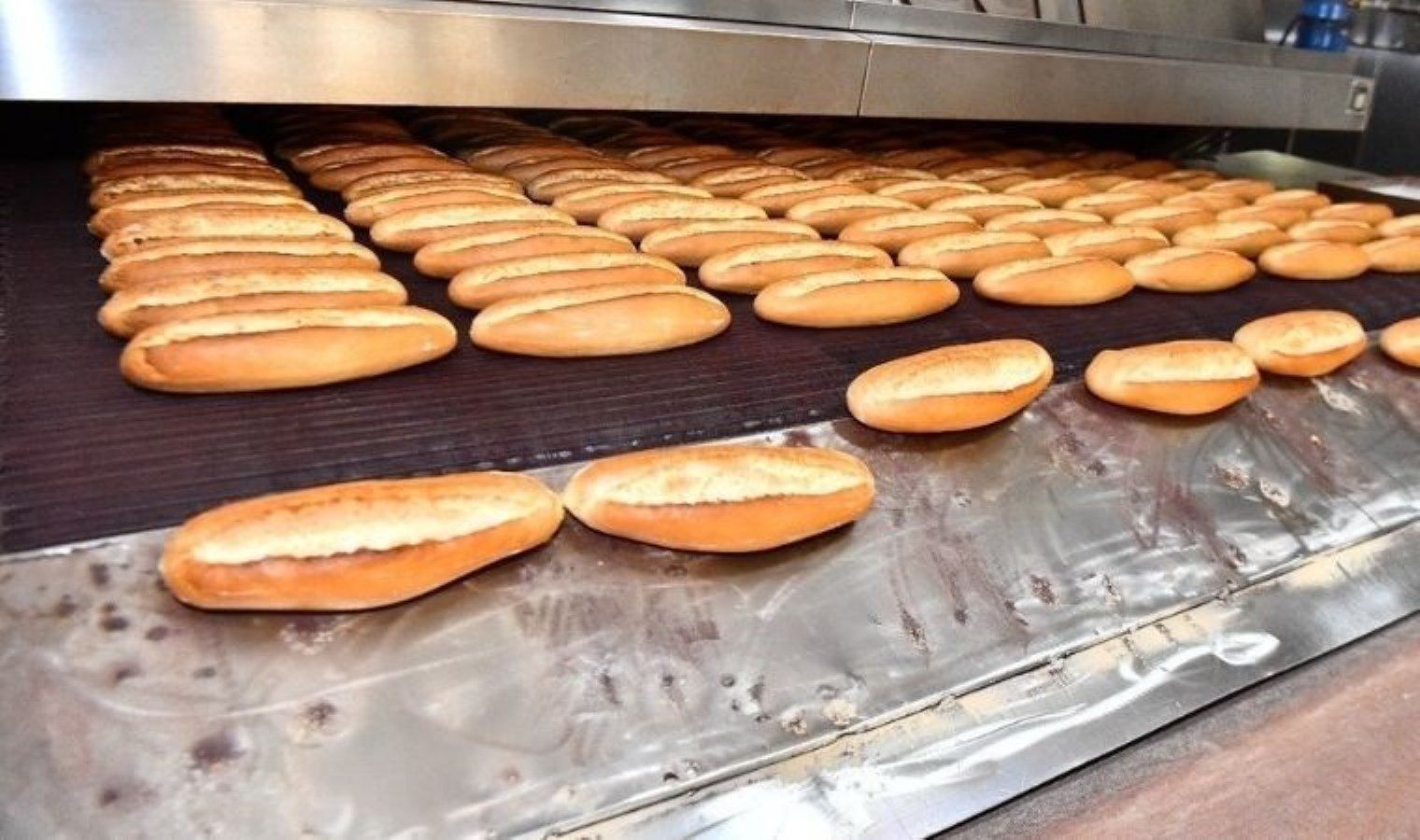 izmir-buyuksehir-belediyesi-halk-ekmekte-fiyat-indirimi-yapti-EgI2isky.jpg izmir-buyuksehir-belediyesi-halk-ekmekte-fiyat-indirimi-yapti-EgI2isky.jpg