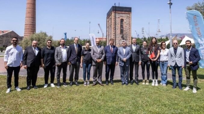 izmir-ve-sakiz-adasi-dostlugunu-yansitan-voleybol-turnuvasi-gxPZHUR2.jpg