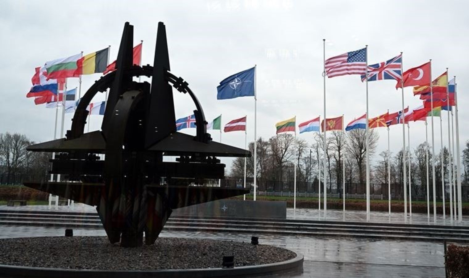 nato-iranin-israile-yonelik-saldirisini-kinadi-VescGhO1.jpg