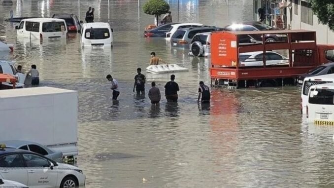Orta Doğu'da İklim Değişikliğinin Etkisi: Yağışlar ve Seller - Merhaba İzmir